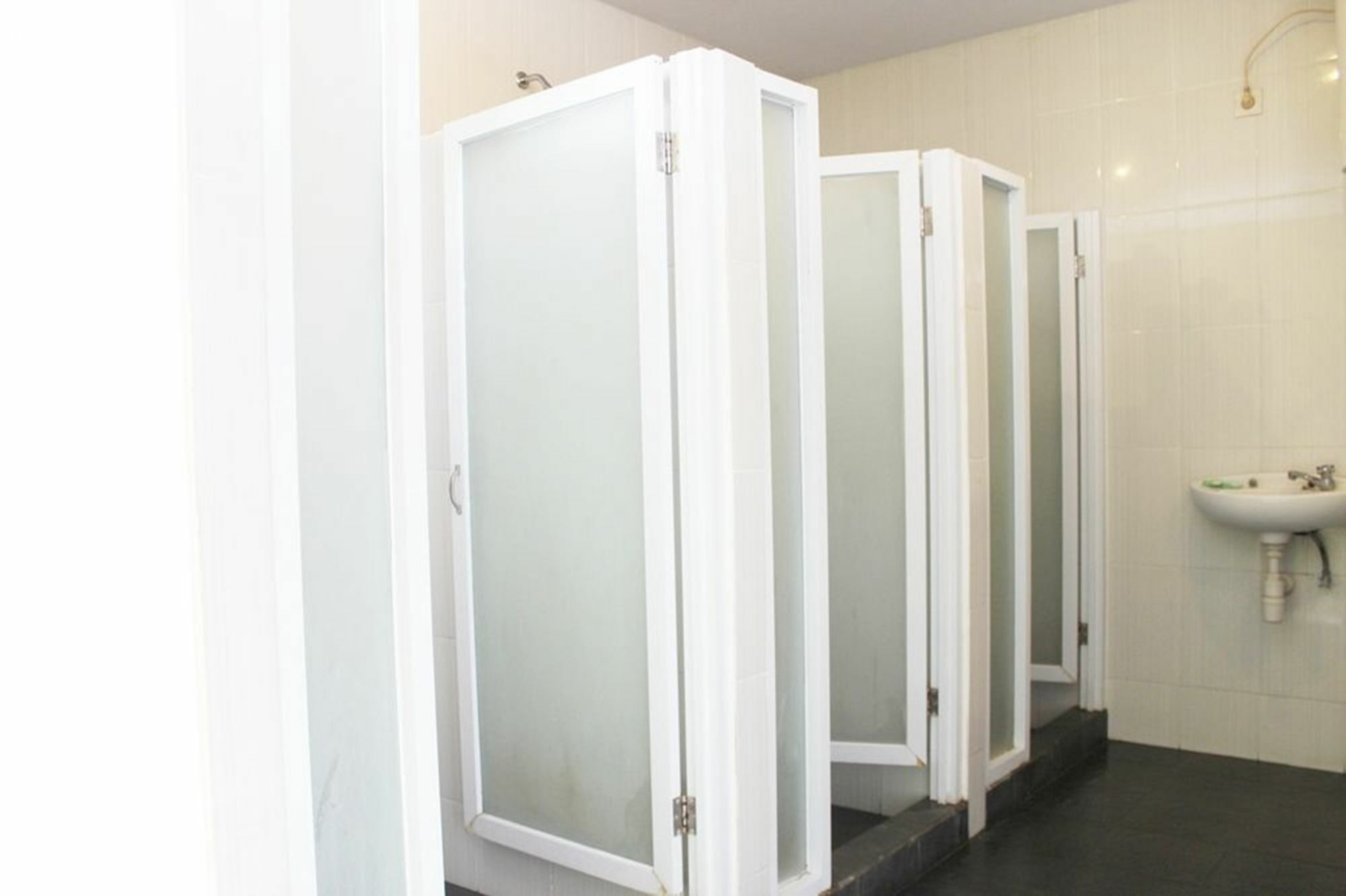 Kuta Beach Hostel Екстериор снимка