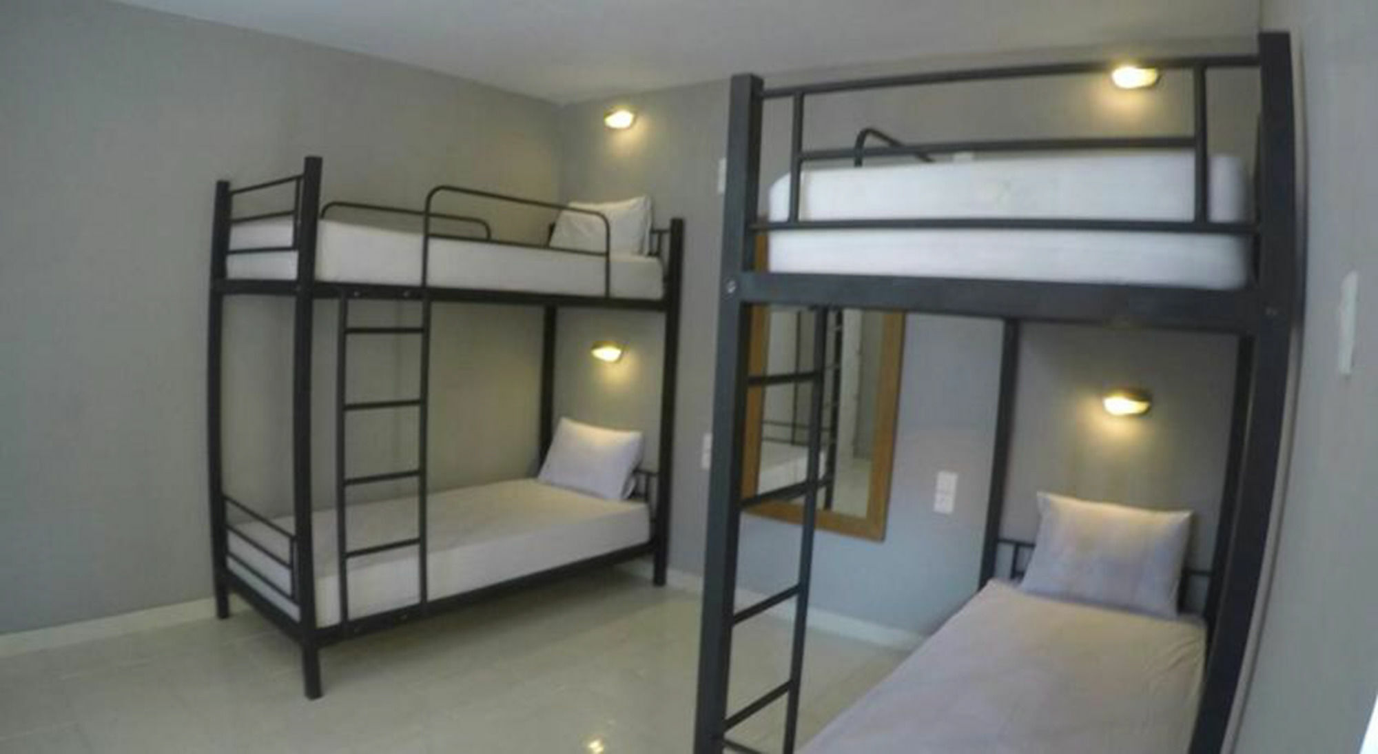 Kuta Beach Hostel Екстериор снимка