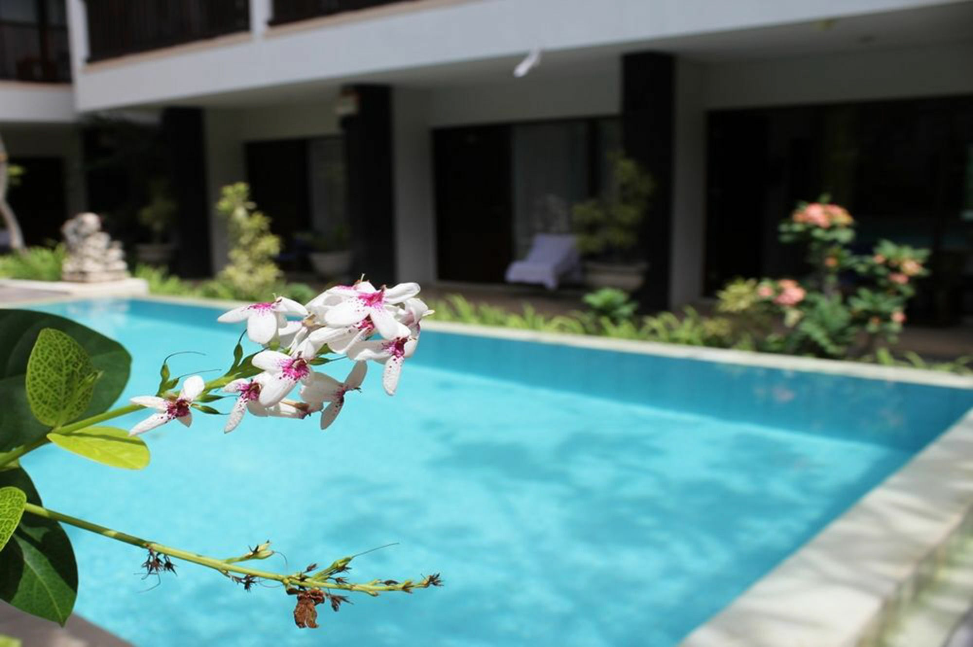 Kuta Beach Hostel Екстериор снимка